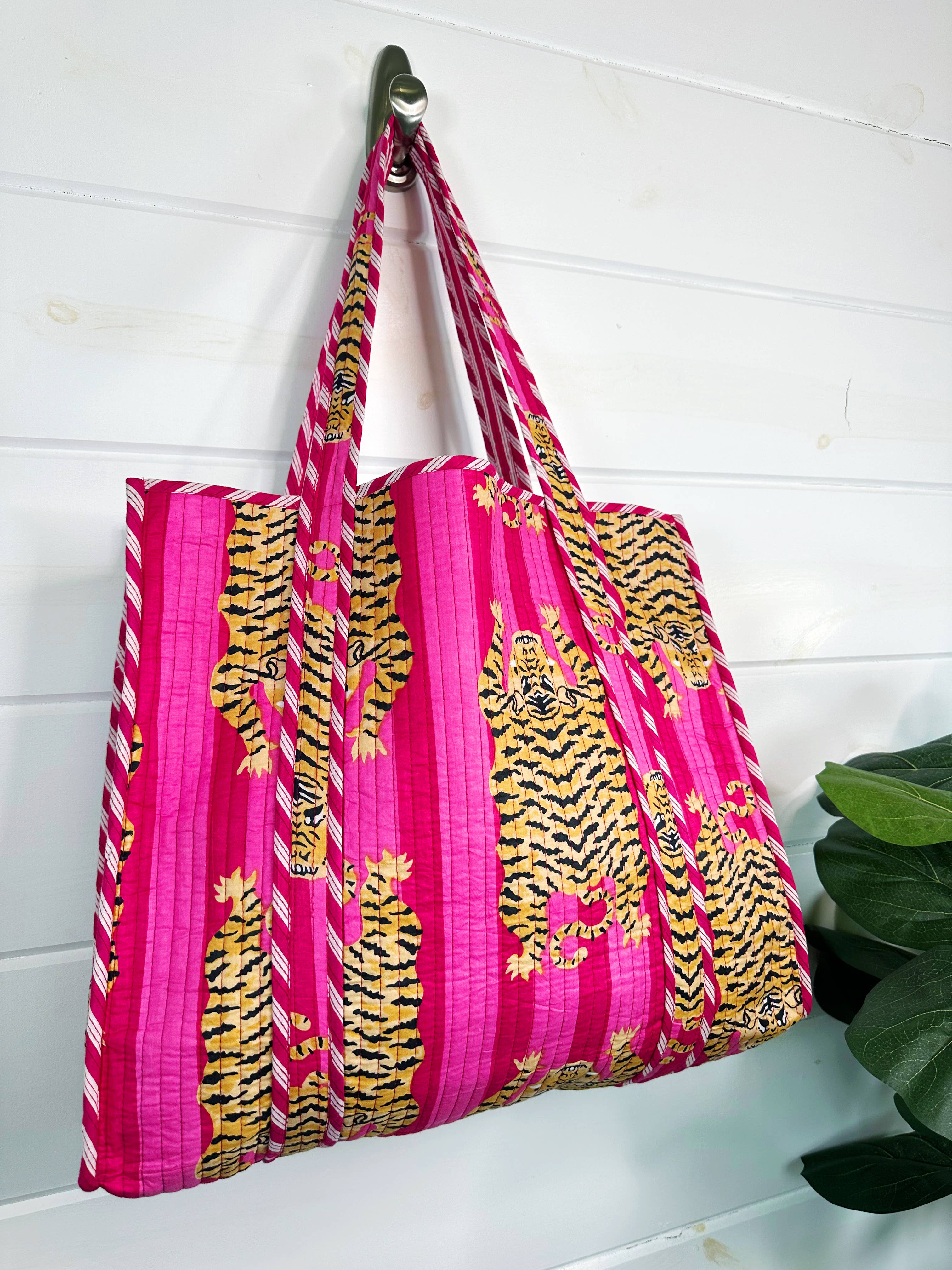Amazon.com: FREE COUNTRY Diamond Quilted Slouchy Large Tote